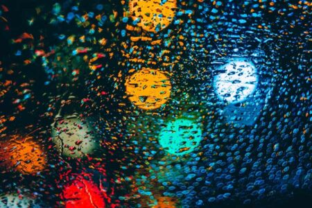 Ilustrasi hujan (foto: Andras Vas/unsplash)