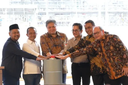 PT Freeport Indonesia Operasikan Smelter Single Line Terbesar Dunia, Dorong Hilirisasi Tembaga foto beritajatim