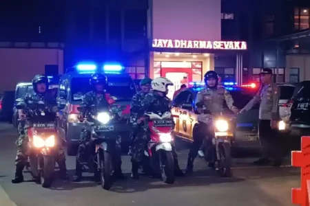 Cegah Kejahatan dan Tawuran di Jalanan, Polsek Polres Jakut Gelar Patroli Skala Besar