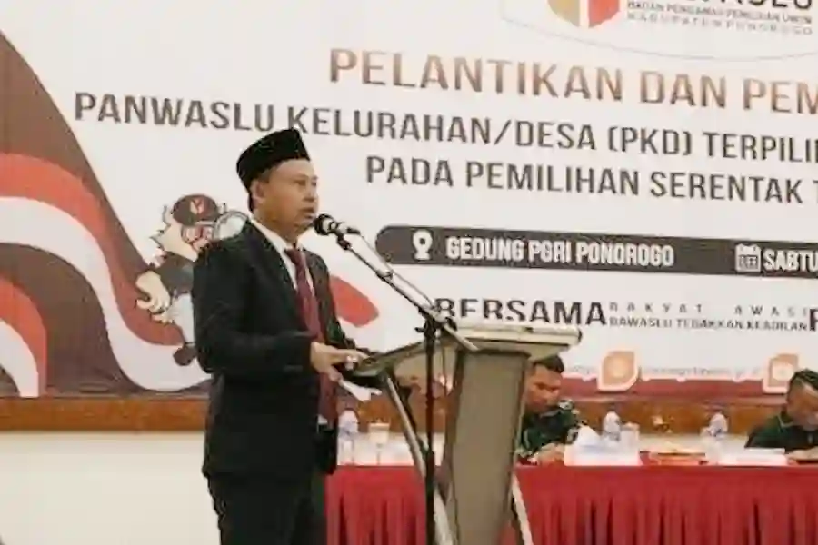 Bawaslu Ponorogo Lantik 307 Panwaslu Kelurahan dan Desa untuk Pengawasan Pilkada Serentak 2024