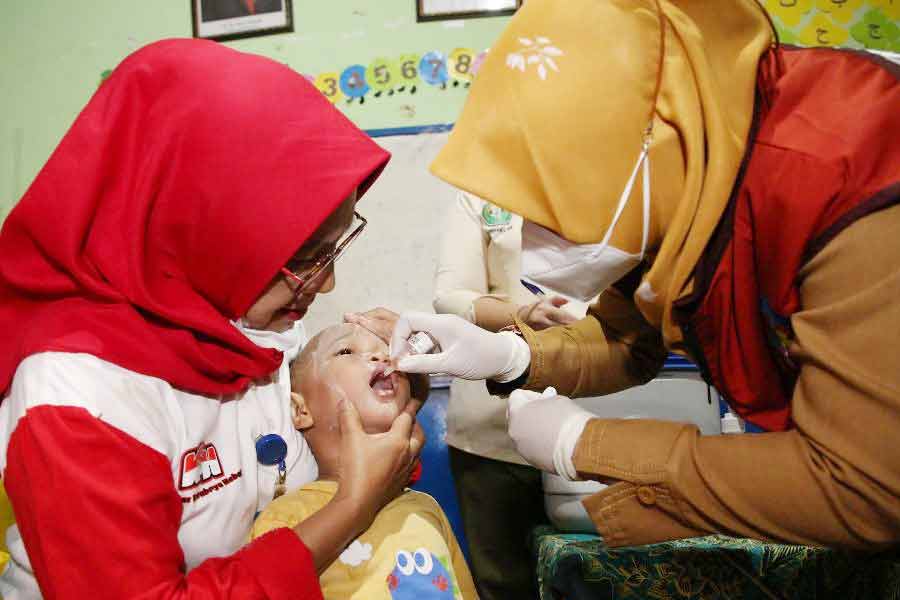 Pemkot Surabaya Targetkan Minimal 95 Persen Cakupan Imunisasi Program BIAS 2024 Pelaksanaan imunisasi di Kota Surabaya