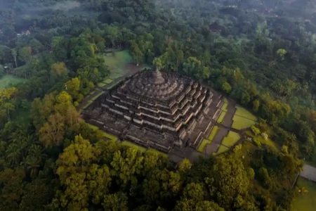 Candi Borobudur (foto: Alea Film, unsplash)
