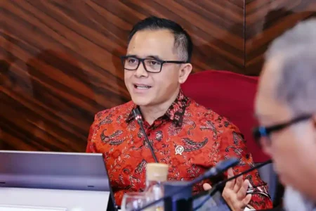 Menteri PANRB dan Menteri PPN/Bappenas Bahas Strategi Penguatan Lembaga Ekonomi Syariah Menteri PANRB Abdullah Azwar Anas