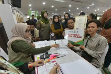 Biaya tebus ijazah berasal dari zakat ASN Kota Surabaya