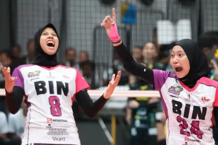 Megawati Hangestri Pertiwi dan Arneta Putri Amelian