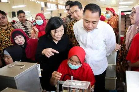 Eri Cahyadi mengucapkan terima kasih kepada pengusaha berbasis tembakau yang ada di Surabaya karena turut memberikan kontribusi dalam menjaga stabilitas ekonomi warga