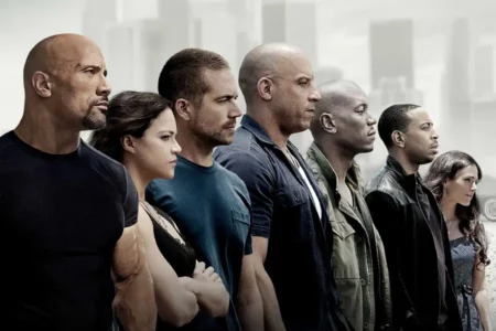 Penghormatan Emosional untuk Paul Walker, Film Furious 7 (2015) Sukses di Box Office Poster film Furious 7 (2015)