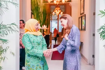 Khofifah Indar Parawansa met Gita Sabharwal, Head of UN Representative in Indonesia