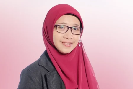 Tips Sehat Selama Lebaran: Tetap Nikmati Opor dan Kue, Asal Seimbang Lailatul Muniroh SKM MKes, ahli gizi Universitas Airlangga