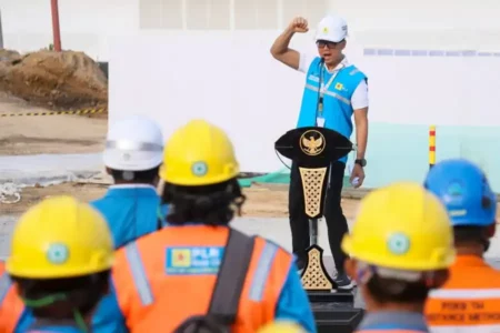 Keandalan Listrik Hijau PLN di HUT ke-79 RI di IKN Dapat Apresiasi PLN tidak hanya memastikan pasokan listrik aman tetapi juga menyiagakan para personel di setiap venue acara. Sehingga, pelaksanaan acara berjalan lancar tanpa gangguan kelistrikan.