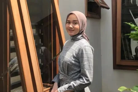 Riza Saphira Rahmandhani Sukses Hadapi Tantangan dan Lolos Program IISMA Riza Saphira Rahmandhani