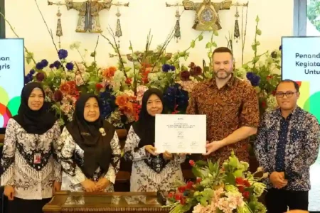 EF Kids & Teens Resmikan Center ke-100, Dukung Visi Indonesia Emas 2045 EF Kids & Teens