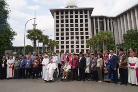 Pertemuan Tokoh Agama bersama Pemimpin Gereja Katolik Dunia sekaligus Kepala Negara Vatikan Paus Fransiskus, di Masjid Istiqlal, Jakarta