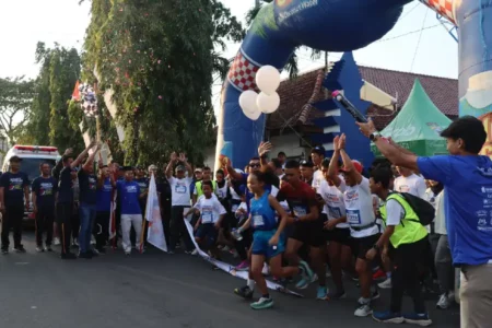 Charity Run Yatim Mandiri 2024 di Mako Satlantas Polres Kediri Kota