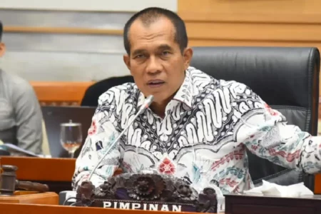 Abdul Kharis Almasyhari, Wakil Ketua Komisi I DPR RI (foto: Dok DPR RI)