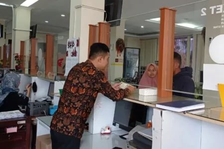 Selama satu bulan, warga Ponorogo bisa memanfaatkan Program Pemutihan Ranmor 2024