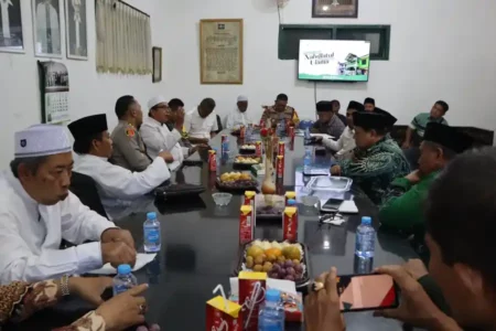 Jelang Pilkada 2024, Kapolres Probolinggo Kota Silaturahmi ke PCNU untuk Perkuat Sinergi Silaturahmi Kapolres Probolinggo Kota bersama PCNU Kota Probolinggo