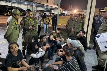 Razia pengamen di Kota Mojokerto