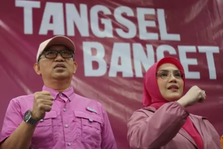 Rama Shinta Luncurkan Warna Pink dan Hashtag Tangsel Banget untuk Kampanye Pasangan calon Wali Kota dan Wakil Wali Kota Tangsel, Ruhamaben dan dr. Shinta.