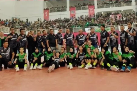 Tim Voli Indoor Putri Jawa Timur (Jatim) di PON XXI 2024
