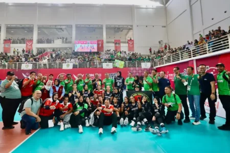 Tim Voli Putri Jatim Melaju ke Final PON XXI Usai Kalahkan Jakarta 3-1 Tim Voli Indoor Putri Jawa Timur di PON XXI Aceh-Sumut