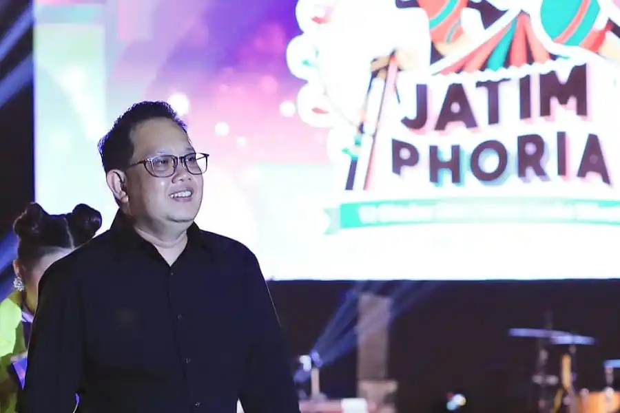 Jatim Phoria 2024: Ribuan Masyarakat Rayakan Hari Jadi Ke-79 Jawa Timur Bersama Pj. Gubernur Adhy