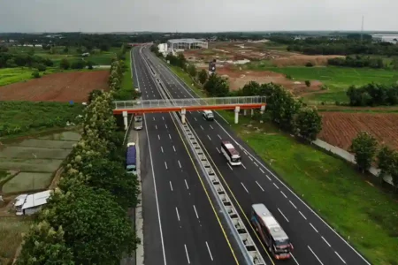 Ruas Tol Cipali KM 72-87 di Purwakarta dan Subang yang telah diperlebar
