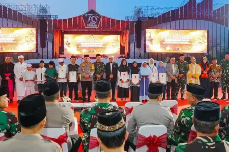 Doa bersama lintas agama dalam rangkaian perayaan HUT ke-79 di TNI.