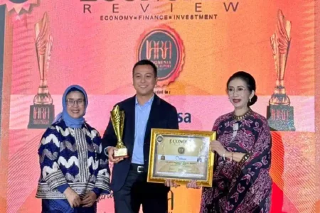 ELNUSA Raih Penghargaan di Indonesia Annual Report Award 2024 atas Transparansi dan Tata Kelola Unggul