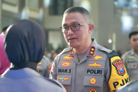 Kapolda Jatim Sampaikan Pesan Penting dalam Peringatan HUT Polwan ke-76 Kapolda Jawa Timur Irjen Pol Imam Sugianto