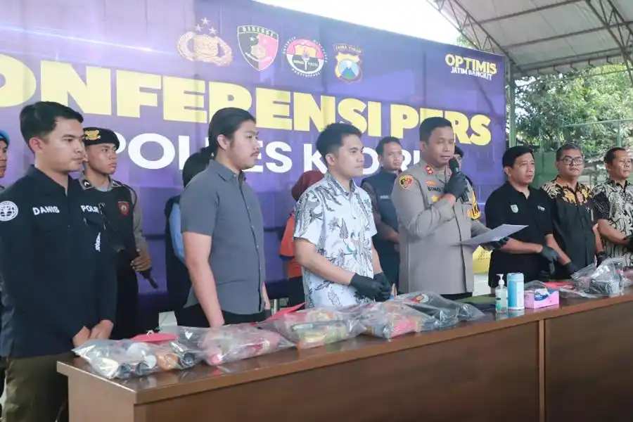 Pemilik Toko di Kediri Jadi Tersangka Kasus Keracunan Massal Akibat Snack Kedaluwarsa