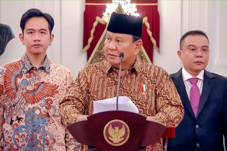 Presiden Prabowo Subianto saat mengumumkan nama-nama menteri dalam Kabinet Merah Putih