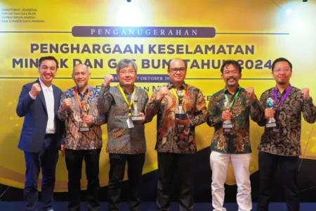 Komitmen Keselamatan Kerja, Regional Indonesia Timur Raih 5 Penghargaan di Sektor Migas Foto Pertamina