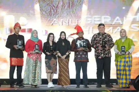 PLN Raih 7 Penghargaan di Anugerah Humas Indonesia 2024, Perkuat Keterbukaan Informasi Publik