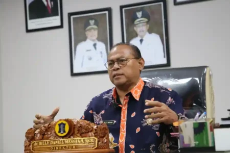 Dirut RSUD Dr. Mohamad Soewandhie, dr Billy Daniel Messakh