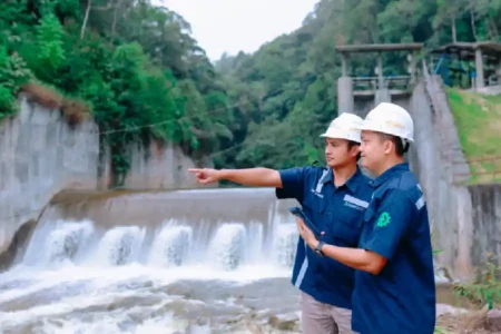 Awak PT Hero Global Investment (HGI), perusahaan nasional pengembang listrik swasta (independent power producer/IPP) energi baru terbarukan (EBT)