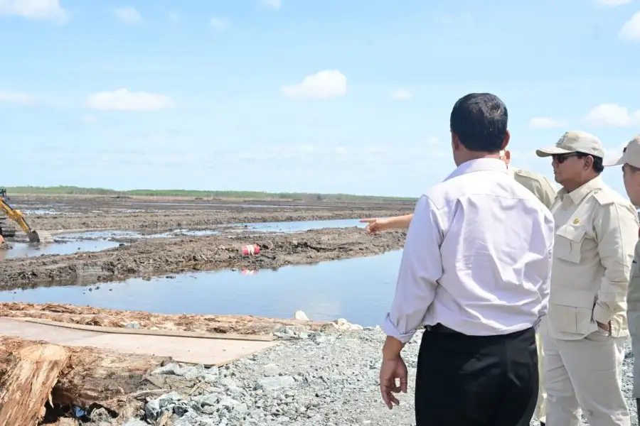 Presiden Prabowo Tinjau Program Lumbung Pangan di Wanam, Merauke, Dorong Swasembada Pangan