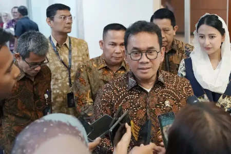Neraca Dagang Indonesia Oktober 2024: Surplus 2,48 Miliar Dollar AS, Pertahankan Rekor 54 Bulan Menteri Perdagangan Budi Santoso