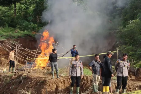 Operasi Pemberantasan Tambang Ilegal di Solok Selatan Resmi Dimulai Operasi pemberantasan tambang Ilegal di Solok Selatan
