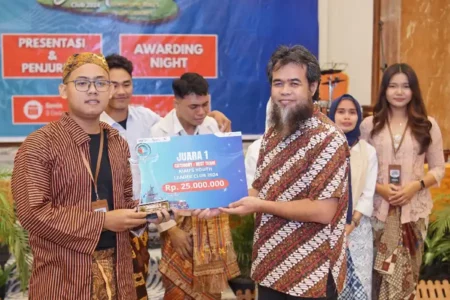 Tim Fantastic Four yang menjadi pemenang dalam Riau's Youth Leader 2024.