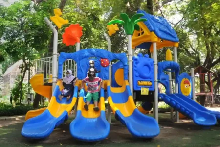Surabaya Menuju Kota Layak Anak Dunia, 38 Taman Aktif Dilengkapi Perabot Bermain