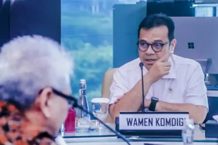 Wakil Menteri Komdigi Nezar Patria