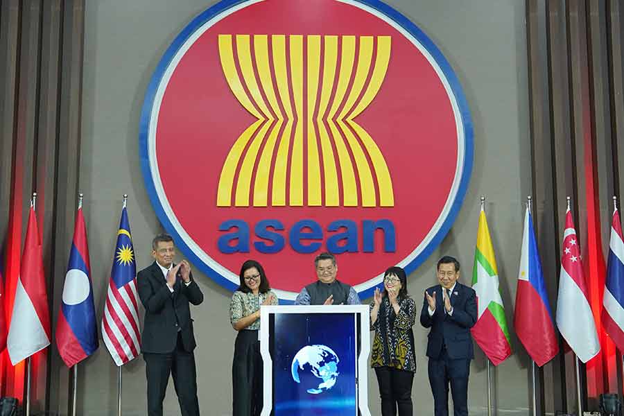 Kemendiktisaintek Bahas Literasi dan Kebijakan AI di Konvensi AI Ready ASEAN 2025 Kick-off Ceremony of AI Ready ASEAN programme