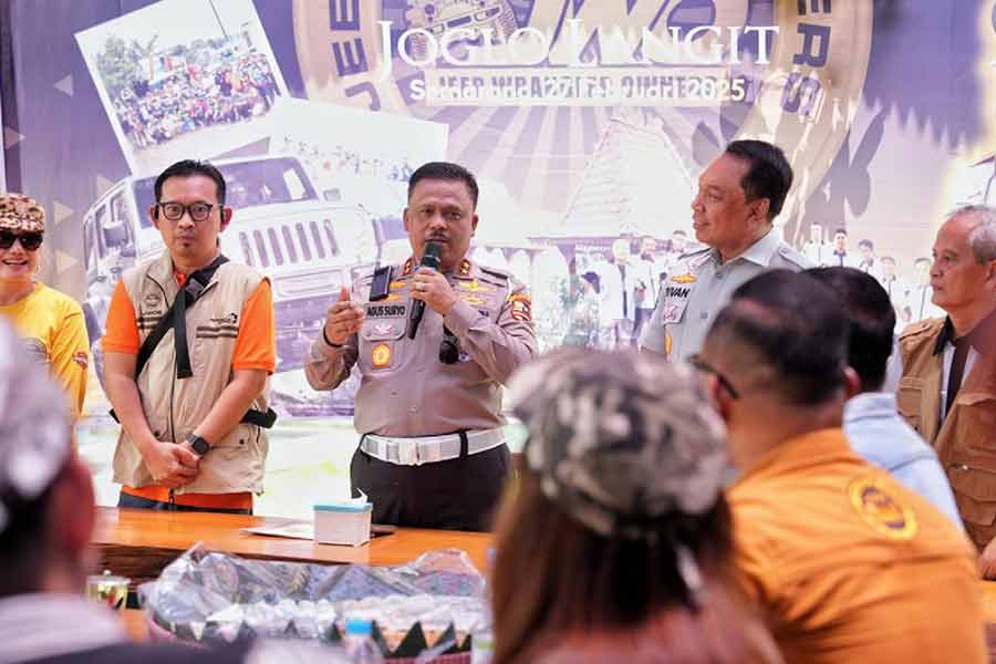 Polri Gandeng Komunitas Jeep untuk Bantu Pengamanan Mudik Lebaran 2025 Keterlibatan JWO dalam Operasi Ketupat 2025 dinilai cukup penting mengingat peran strategis mereka sebagai pionir ketertiban lalu lintas.