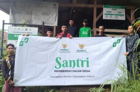 Semangat Santri Ikuti Program Peternakan dan Pemberdayaan Desa Binaan Baznas di Pacitan