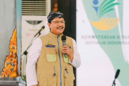 Menteri Sosial Saifullah Yusuf