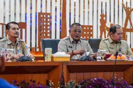 Pemkot Jakarta Pusat Sosialisasikan Tata Cara Izin Perkawinan dan Perceraian ASN Pemkot Jakarta Pusat gelar sosialisasi Pergub Nomor 2 Tahun 2025 tentang tata cara izin perkawinan dan perceraian bagi ASN untuk mencegah pelanggaran aturan.