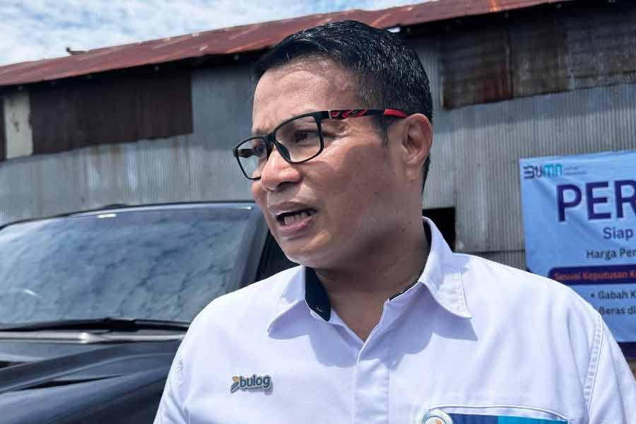 Bulog Kalsel Lampaui Target, Serapan Gabah Capai 7.400 Ton hingga Awal April 2025 Muhammad Akbar Said, Pemimpin Wilayah Perum Bulog Kalsel