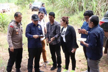 Komnas HAM Desak Penegakan Hukum Transparan atas Gugurnya 3 Polisi di Way Kanan Komnas HAM minta penegakan hukum adil dan transparan atas penembakan 3 polisi saat membubarkan sabung ayam di Way Kanan, Lampung.