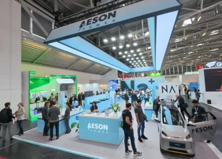 EES Europe 2025: Aeson Power Kenalkan Teknologi Baterai Sodium Inovatif Aeson Power luncurkan baterai sodium inovatif di EES Europe 2025 untuk otomotif, C&I, dan UPS. Aman, efisien, dan tahan suhu ekstrem.